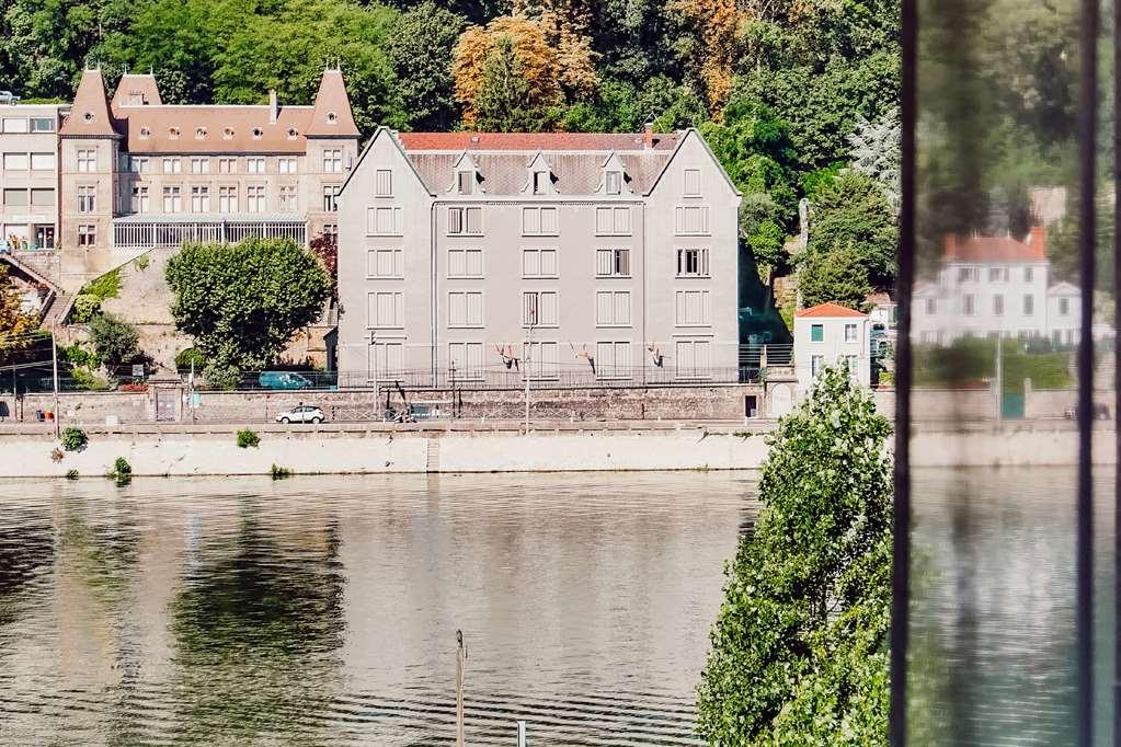 Mob Hotel Lyon Confluence الغرفة الصورة